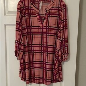 Plaid V-Neck Tunic - Pink and Black